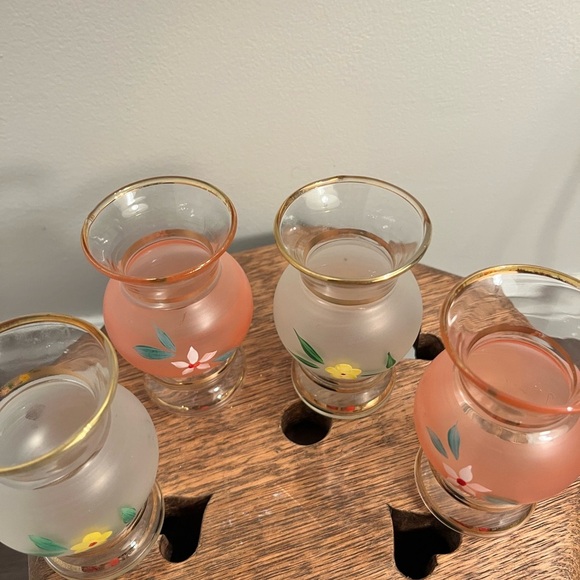 Bud vase frosted vase handpainted Elegant Floral Glass Vases - Pink and White - Picture 4 of 4